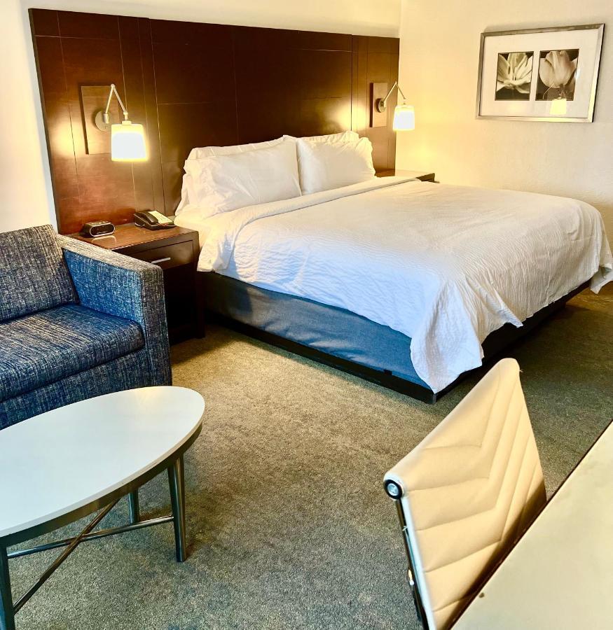 Holiday Inn Virginia Beach - Norfolk By Ihg Buitenkant foto