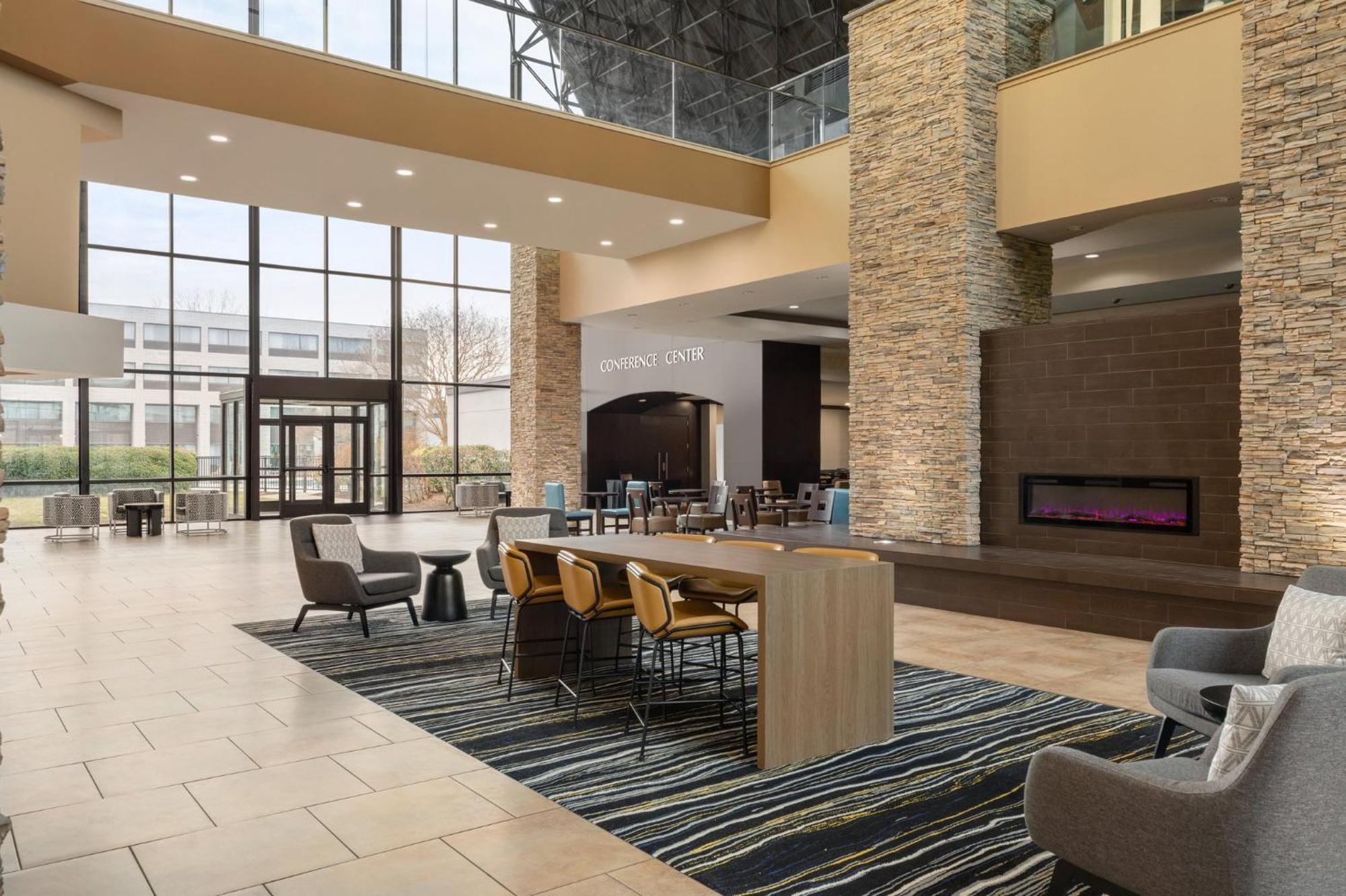 Holiday Inn Virginia Beach - Norfolk By Ihg Buitenkant foto