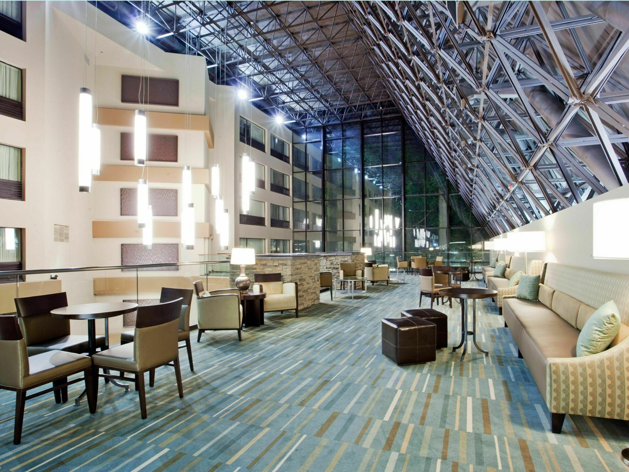 Holiday Inn Virginia Beach - Norfolk By Ihg Buitenkant foto